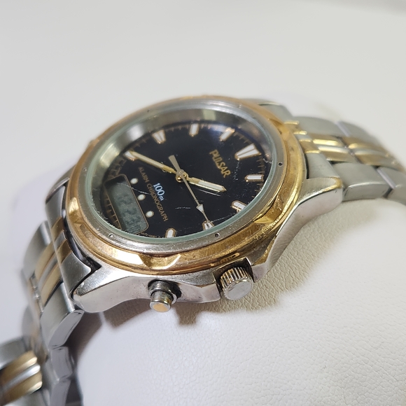Vintage Pulsar Watch Blue and Gold Alarm Chronograph Watch - Picture 6 of 12